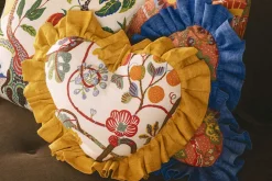 Kudde Hjärta med Volang