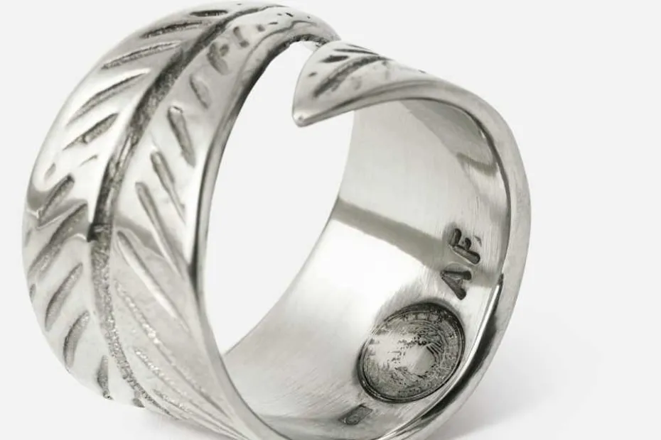 Servettring Under Samma Himmel